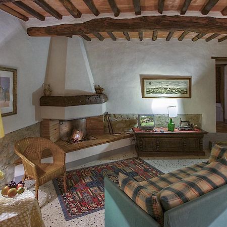 شقة بيسيا  في Fattoria Di Pietrabuona المظهر الخارجي الصورة