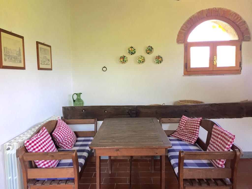 شقة بيسيا  في Fattoria Di Pietrabuona المظهر الخارجي الصورة